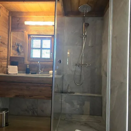 Le Mazot Holiday home
